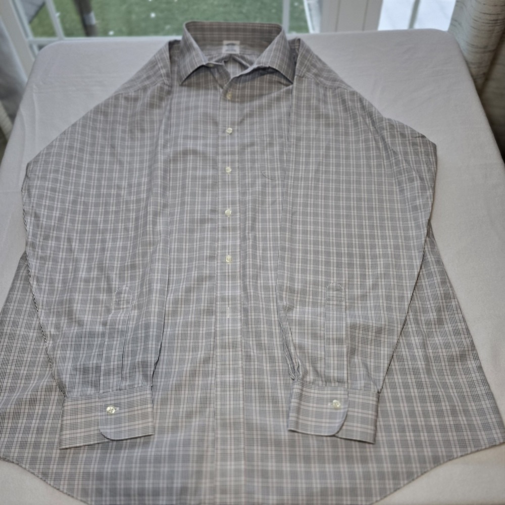 Brooks Brothers Regent Long Sleeve‎ Button Down Non-Iron Dress Shirt 18-35